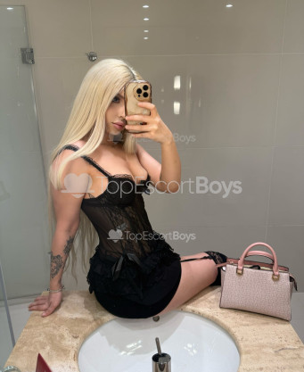 Photo escort girl Esila: the best escort service