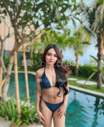 Photo escort girl Cia: the best escort service