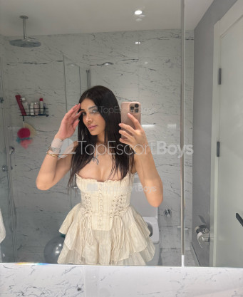 Photo escort girl Rana : the best escort service