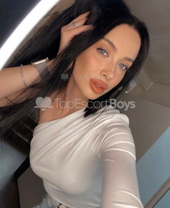Photo escort girl Kris: the best escort service