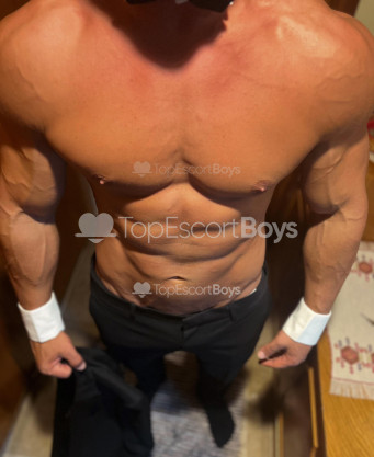 Photo escort girl muscletoyboy: the best escort service