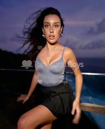 Photo escort girl Sofiya: the best escort service