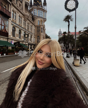 Photo escort girl Elif: the best escort service