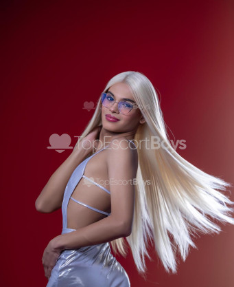 Photo escort girl VALERIA: the best escort service