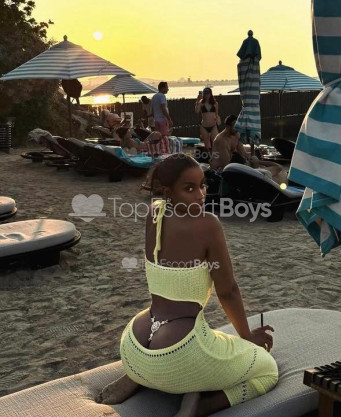 Photo escort girl Monalissa: the best escort service