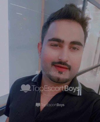 Photo escort girl Faisal : the best escort service