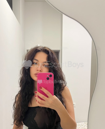 Photo escort girl Jia: the best escort service