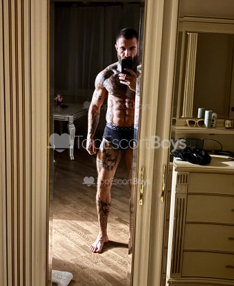 Photo escort girl Eros: the best escort service