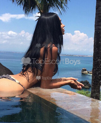 Photo escort girl Monica: the best escort service