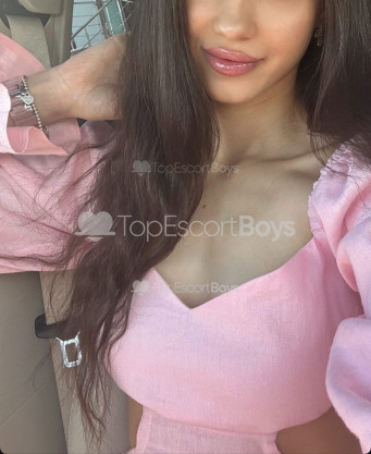 Photo escort girl Dasha: the best escort service