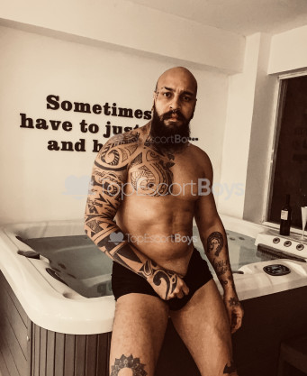 Photo escort girl Tatoreisviking: the best escort service
