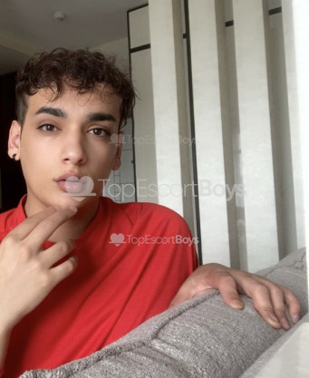 Photo escort girl Ramosh: the best escort service