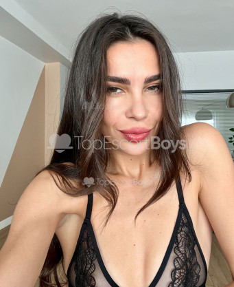Photo escort girl KARINA: the best escort service