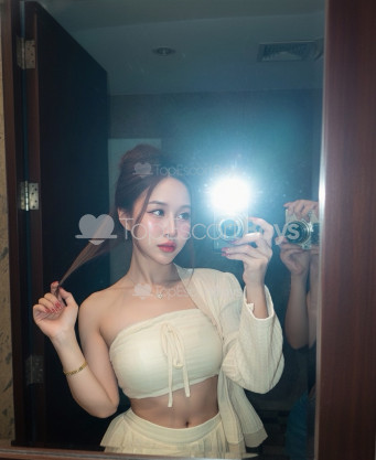 Photo escort girl Leah: the best escort service