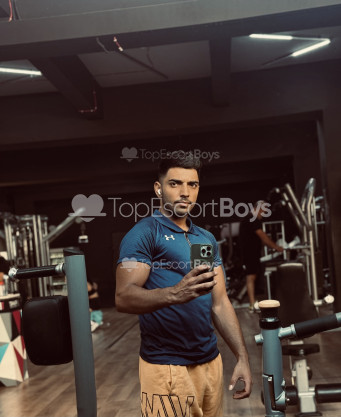 Photo escort girl Elvis: the best escort service