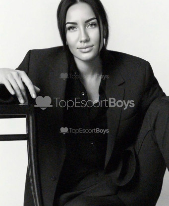 Photo escort girl Alexa: the best escort service