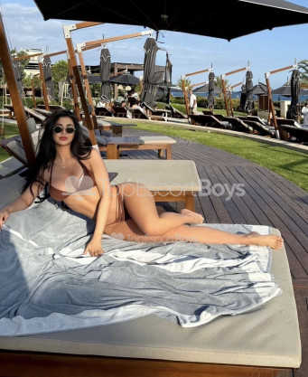 Photo escort girl Aurora: the best escort service