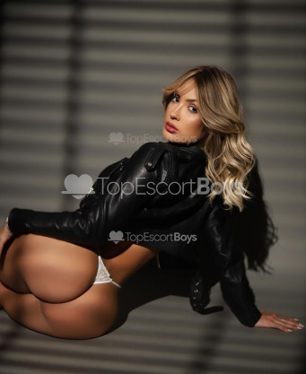 Photo escort girl Isis: the best escort service