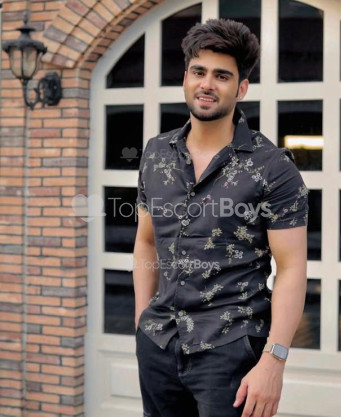 Photo escort girl Nikoss: the best escort service