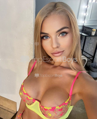 Photo escort girl POLINA LUX: the best escort service