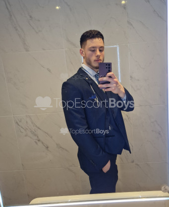 Photo escort girl SebastianXXL : the best escort service