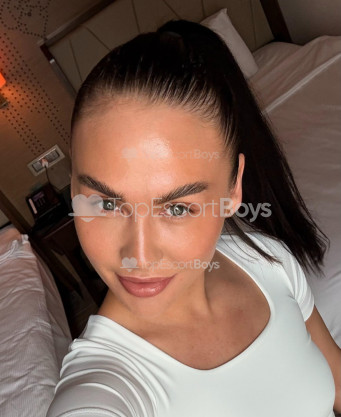 Photo escort girl Elena: the best escort service
