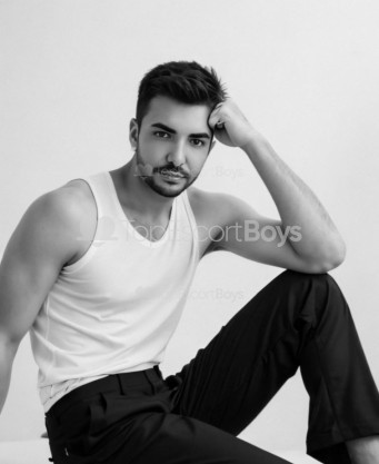 Photo escort girl Tango: the best escort service