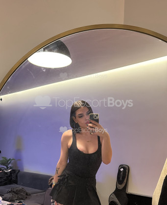 Photo escort girl Naz: the best escort service