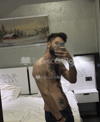 Photo escort girl Revaz: the best escort service