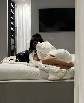 Photo escort girl LAURA: the best escort service