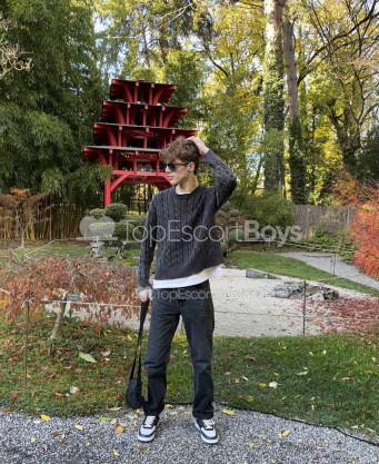 Photo escort girl PatrickTwink: the best escort service