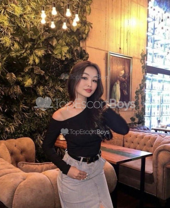 Photo escort girl ELYA: the best escort service