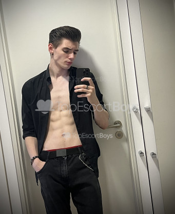 Photo escort girl Artem: the best escort service