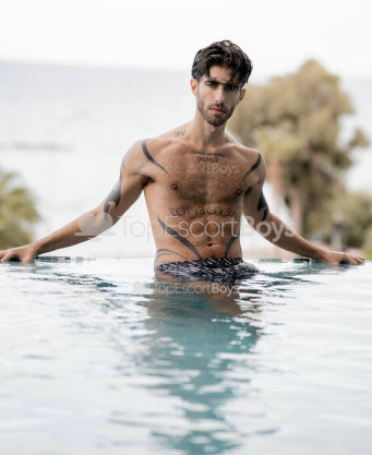 Photo escort girl Luciano Vargas: the best escort service