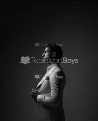 Photo escort girl Luciano Vargas: the best escort service