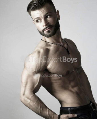 Photo escort girl Ryan: the best escort service