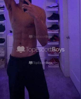 Photo escort girl Ricardo: the best escort service
