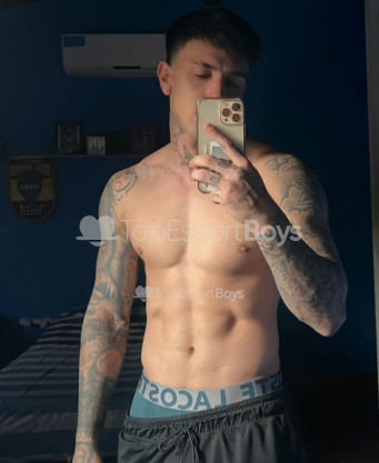 Photo escort girl Lucas: the best escort service