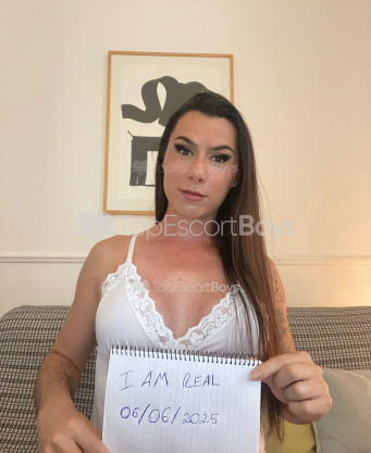 Photo escort girl Gabriely: the best escort service