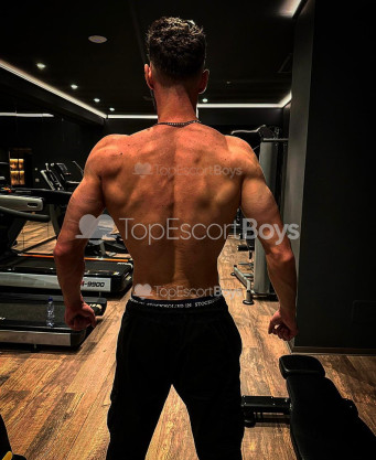 Photo escort girl Adin: the best escort service