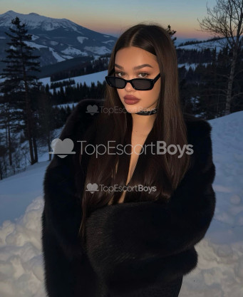 Photo escort girl VICTORIA MIR: the best escort service