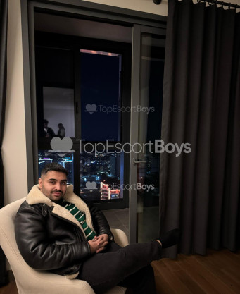 Photo escort girl deniss: the best escort service