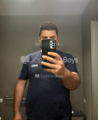 Photo escort girl Magneto: the best escort service