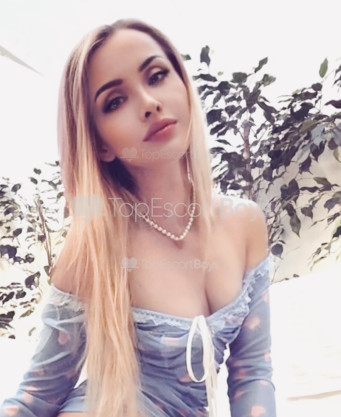 Photo escort girl Danae: the best escort service