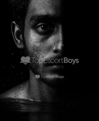 Photo escort girl Ahad: the best escort service