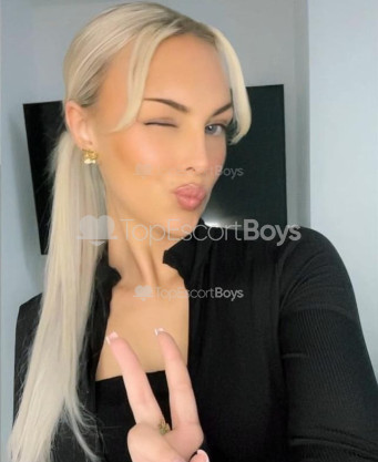 Photo escort girl ZARA: the best escort service