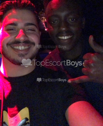 Photo escort girl Andrew: the best escort service