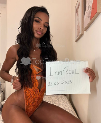 Photo escort girl RAVENA: the best escort service