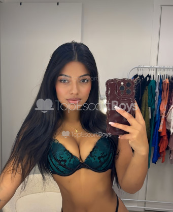 Photo escort girl RAVENA: the best escort service