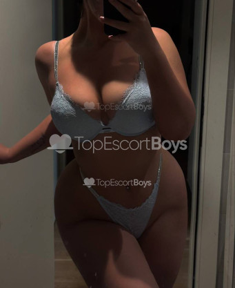 Photo escort girl Miroslava: the best escort service